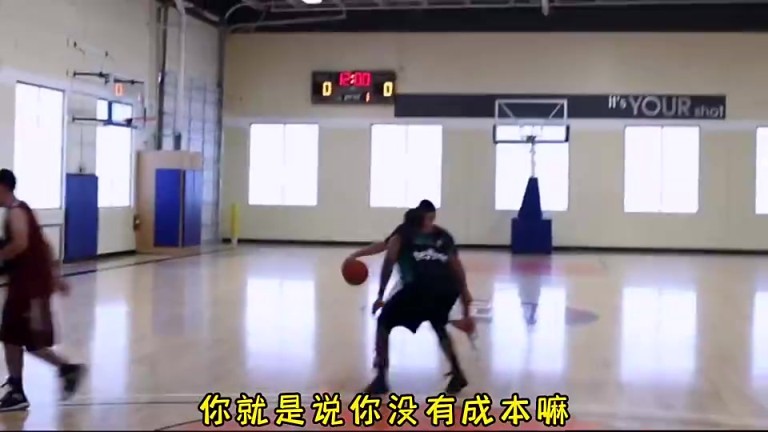 杨毅此前透露CBA有球员威胁林书豪：再敢往里突就废了你！