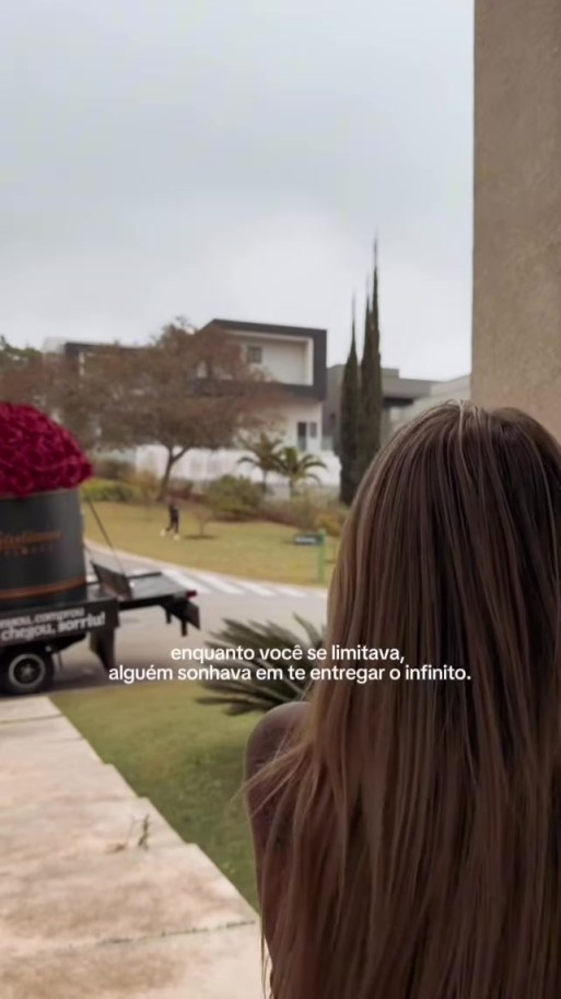 罗德里戈前女友收到了超大玫瑰花束，这新欢送的还是罗德里戈送的