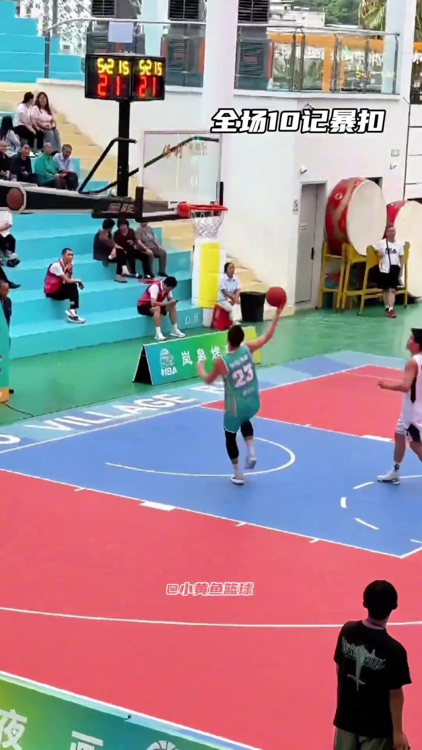 野球圈又一个百分先生诞生 前武理工大学名宿卓伟凡爆砍103分