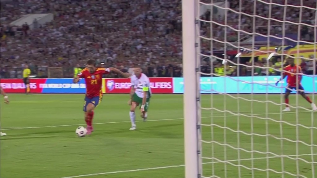 苏维门迪送助攻！奥亚萨瓦尔打门得手！西班牙开场5分钟领先！