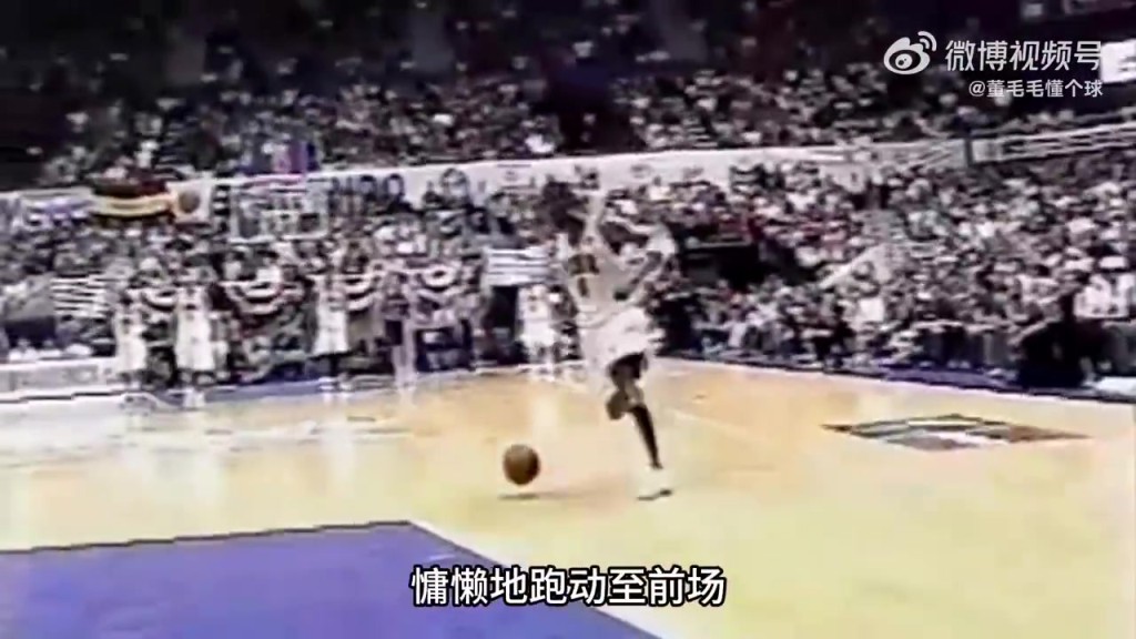 麦迪在美国男篮遭遇对手挑衅，随后用嚣张的举动做出回应！