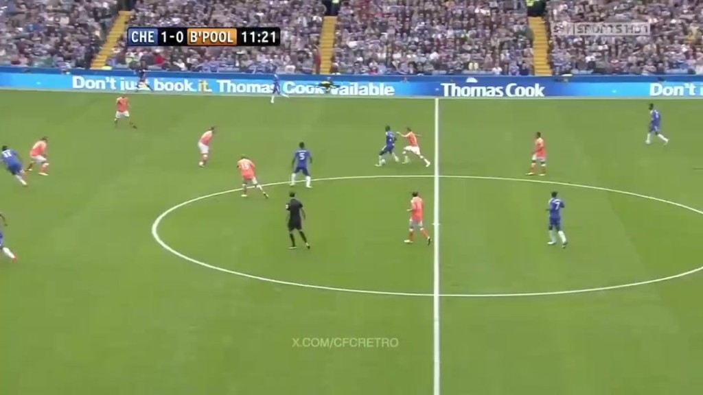 场上无处不在！巅峰德罗巴一人身兼多职率队大胜！完美的球员！