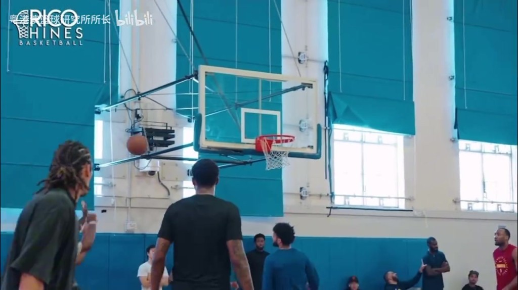 内外线切换游刃有余！休赛期野球局戈登视角：究极进化版本？